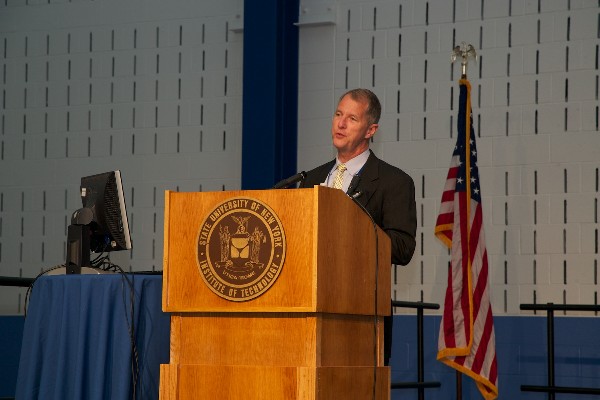 Day one keynote speaker, Lt. Gen. Ted F. Bowlds, USAF (Ret.), former commander of the Electronic Systems Center, Hanscom Air Force Base, gives his perceptive predictions on the future of cyber and information technology at the exposition in June.